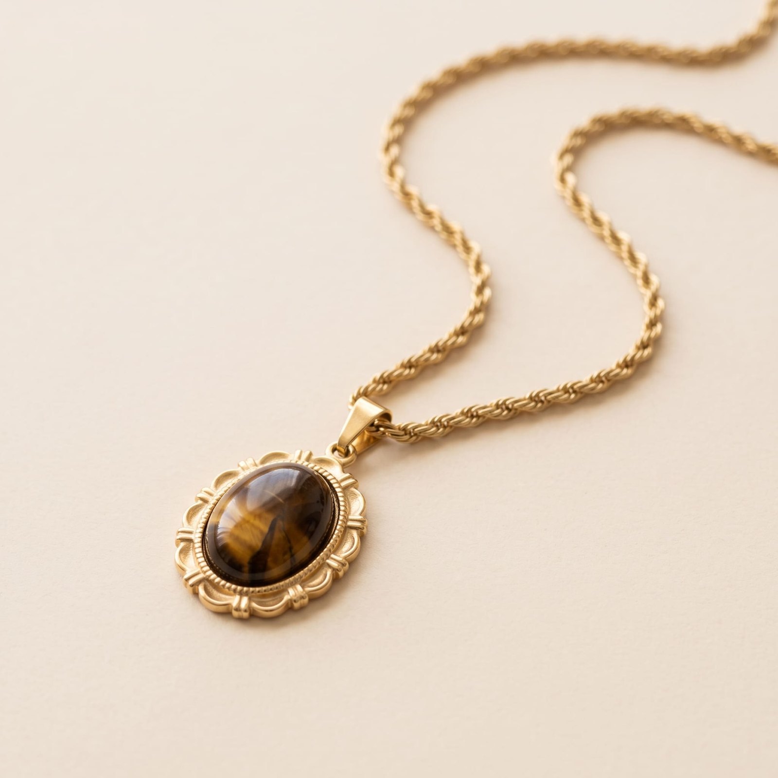 Collier Valia - Acier Inoxydable Garantie